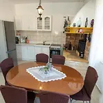 דירה Brunac *