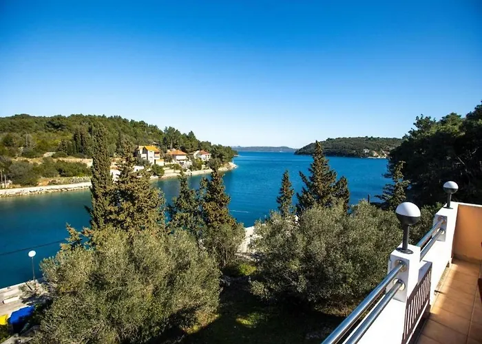 Apartament Brunac